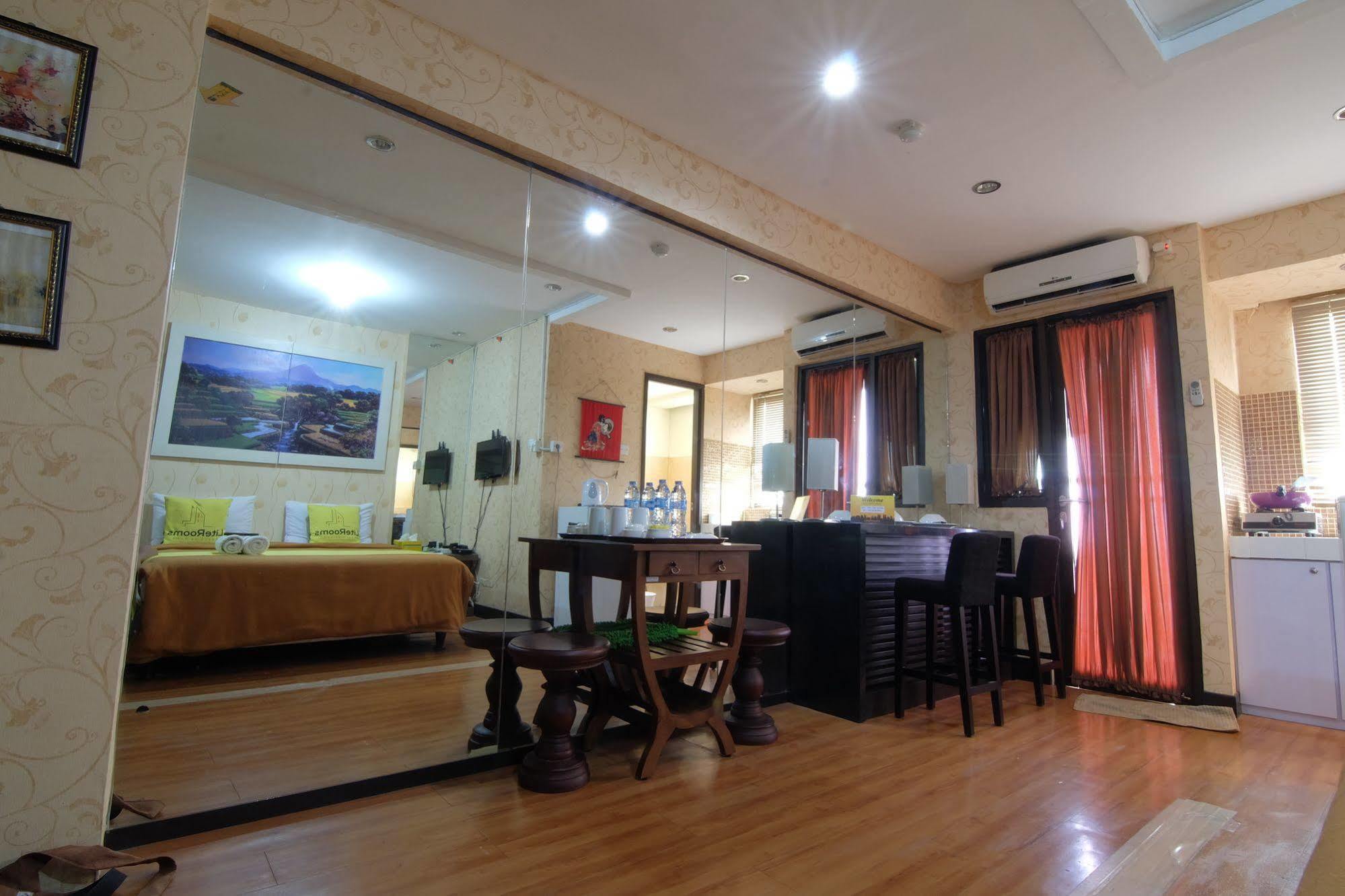 Literooms Kebagusan Jakarta Exterior photo